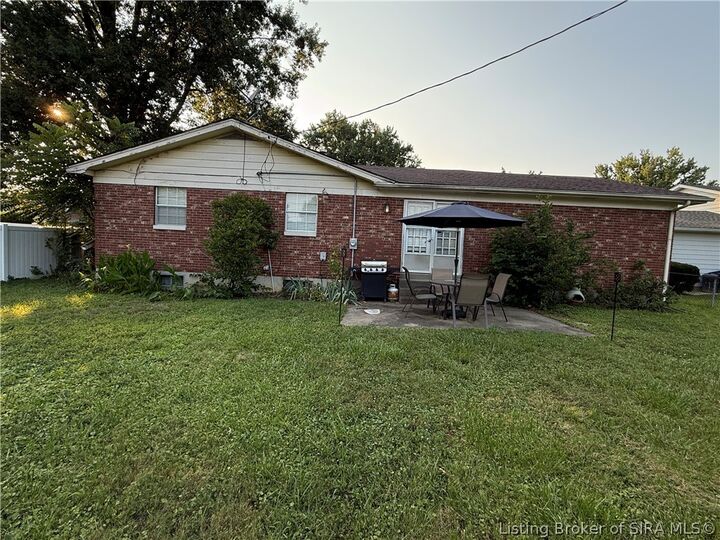 Property Photo: 1018 Castlewood Drive IN 47150