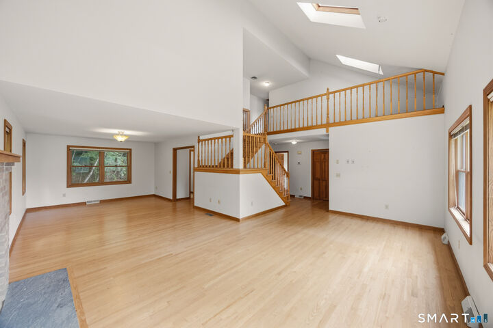 Property Photo:  8 Margaret Terrace  CT 06716 