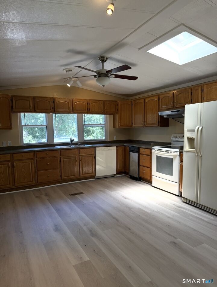 Property Photo: 28 Nashua Street CT 06360
