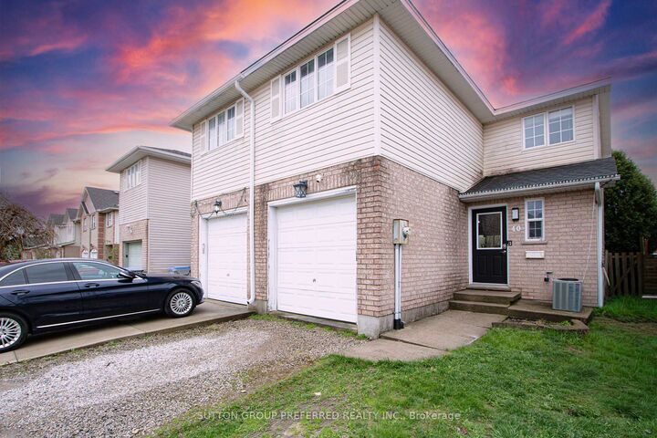 Property Photo: 40 Katie Lane ON N7G 4E5