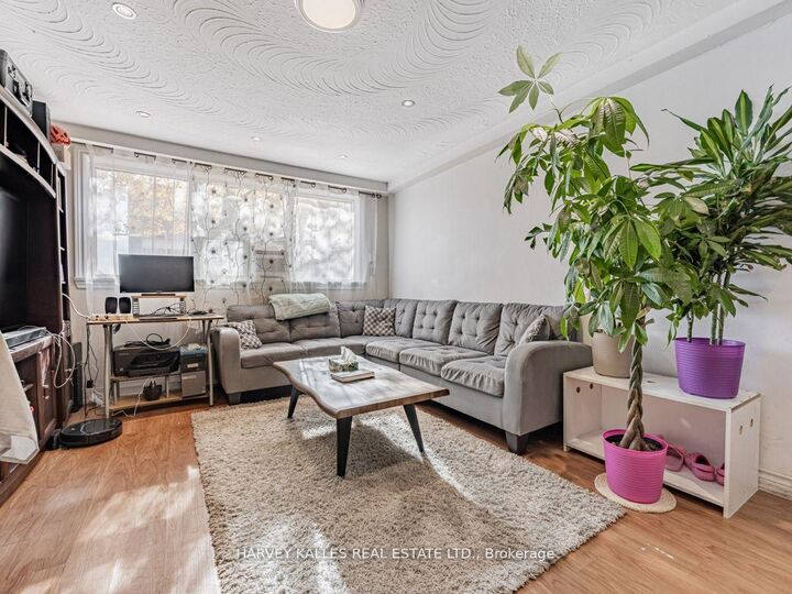 Property Photo: 6 Carrington Avenue ON M6E 2C3