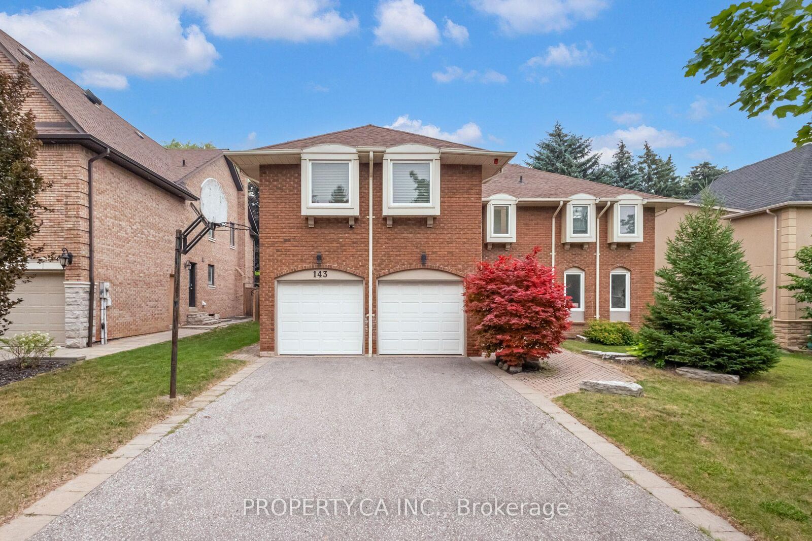 Property Photo:  143 Cambridge Crescent  ON L4C 6G1 