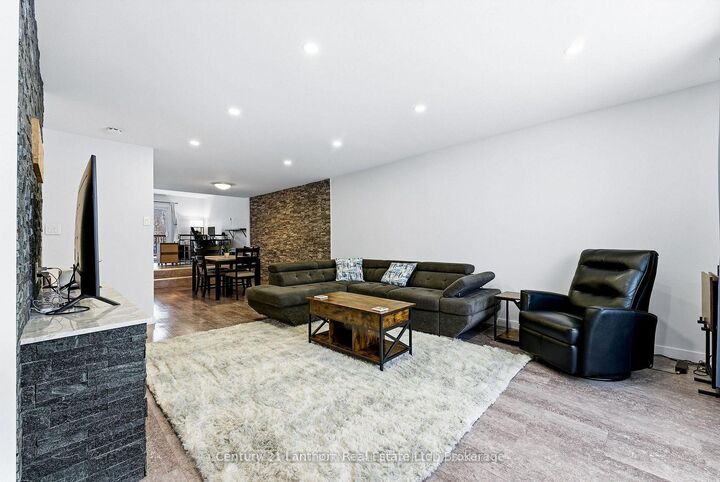 115 Ridley Street — photo 1