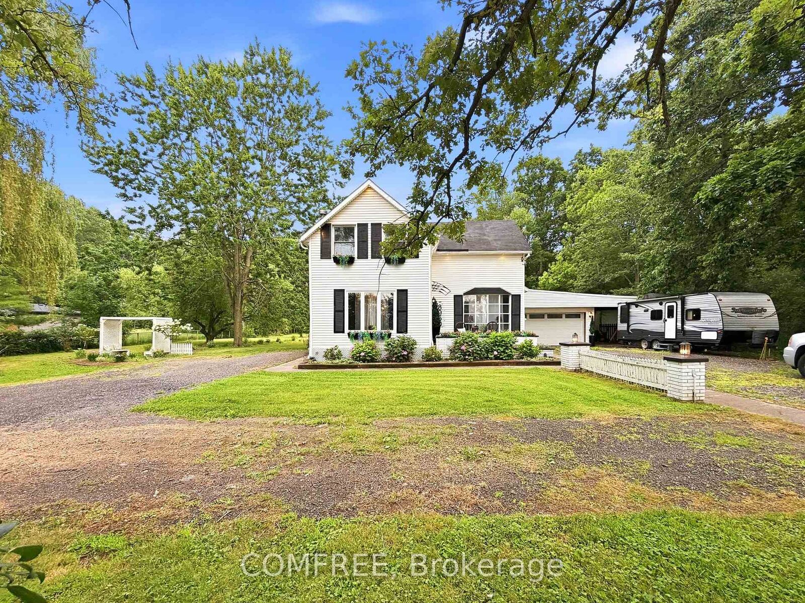 Property Photo: 8950 Brown Road ON L2E 6V5