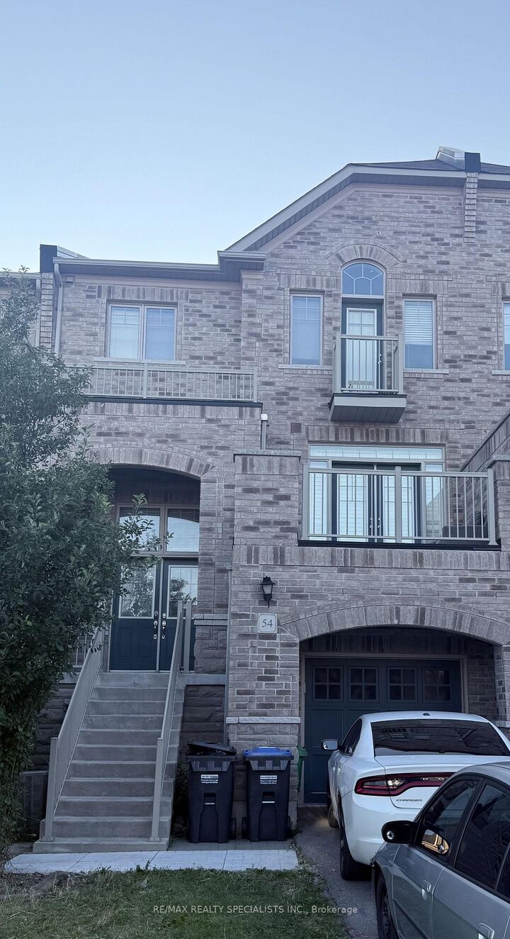 Property Photo: 54 Chesterwood Crescent ON L6Y 0Z4