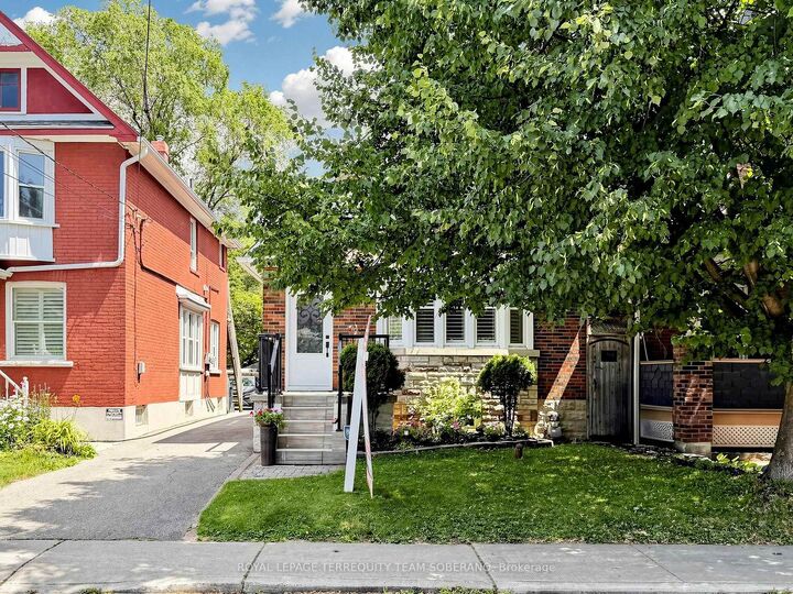 67 Barrington Avenue — photo 1