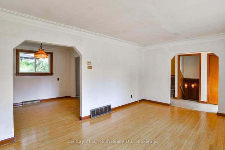 Property Photo: 398 Old Muskoka Road ON L3V 4G7