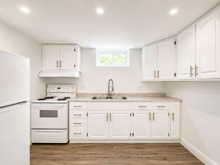 Property Photo:  19 Perth Street Lower  ON L2P 3C8 