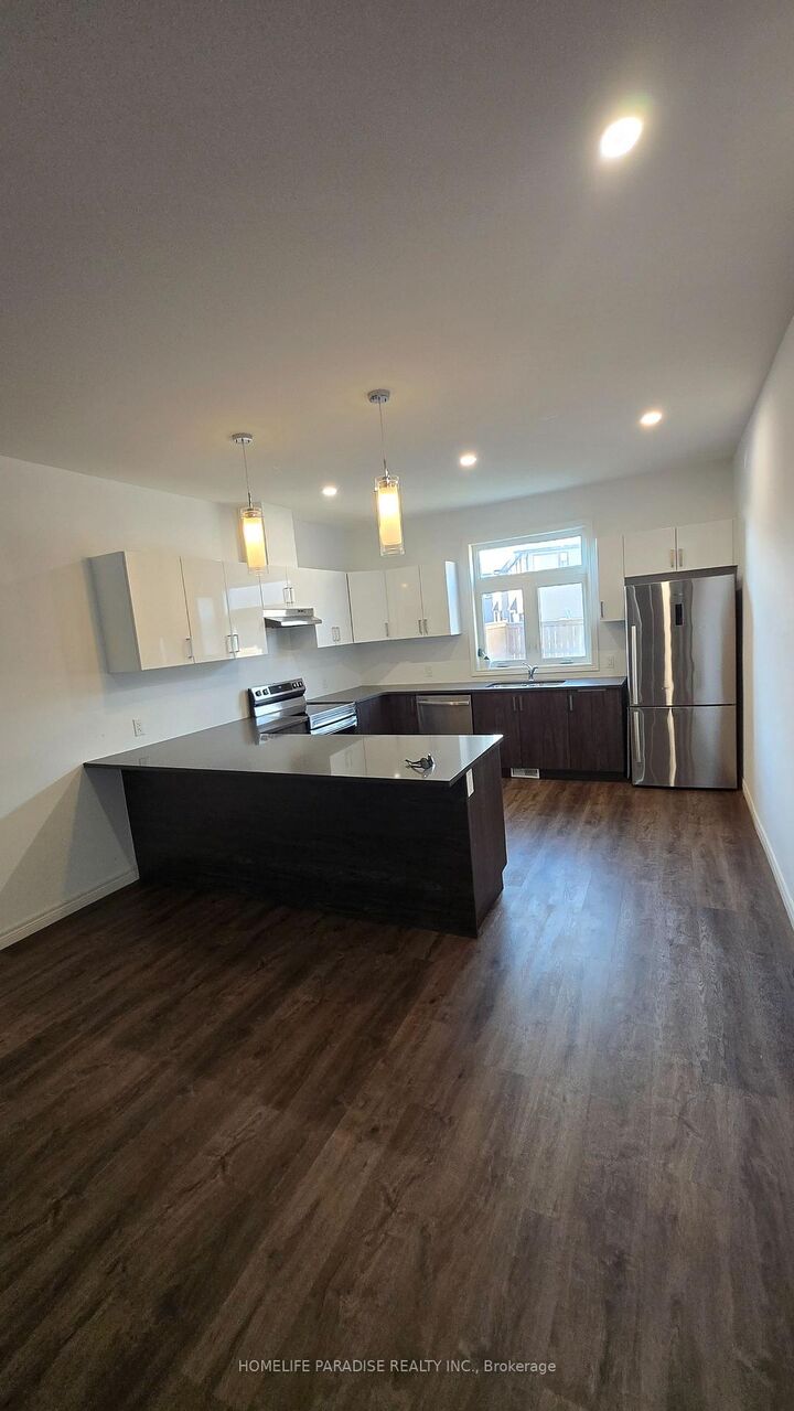Property Photo:  125 Summerside Mews 12  ON L0S 1E6 