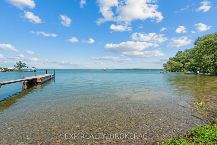 Property Photo: 26 Boxen Harbour Lane ON K0H 2Y0