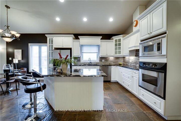 Property Photo: 1487 Barron Road ON L0S 1A0