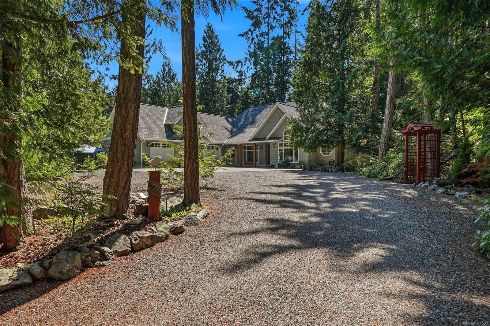 Property Photo: 382 Dorset Rd BC V9K 1H5