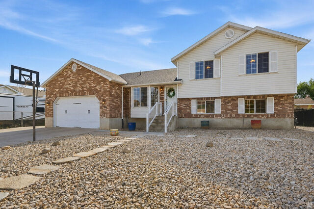 Property Photo: 316 S 550 W UT 84041