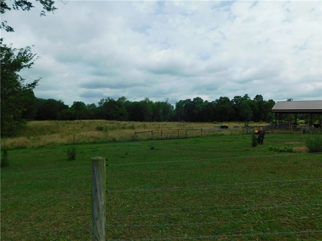 Property Photo:  44 Mack Farm Road  PA 15461 