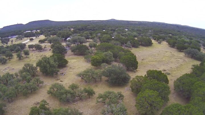 Property Photo: 250 Oakalla Loop TX 76549