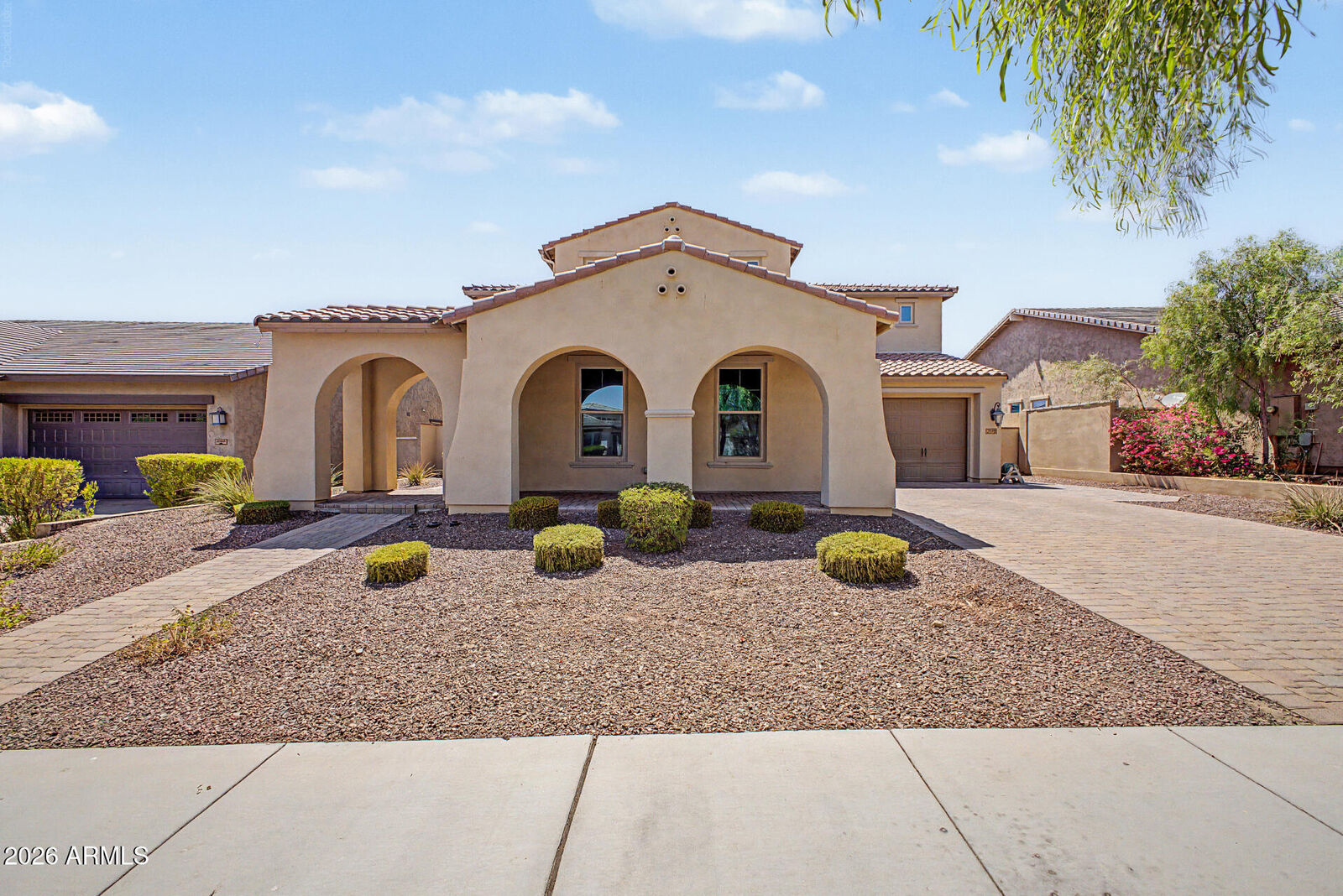 Property Photo: 2578 N Acacia Way AZ 85396
