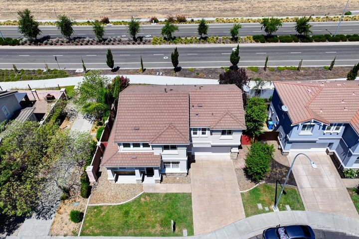 Property Photo: 342 Tilden Circle CA 95688