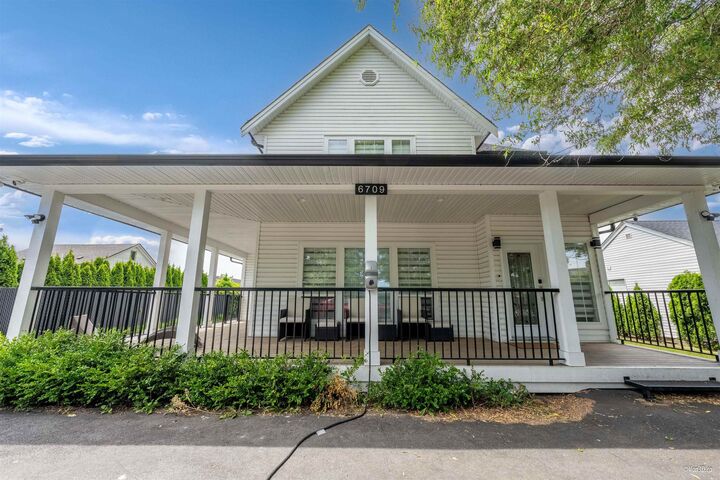 6709 216 Street — photo 1