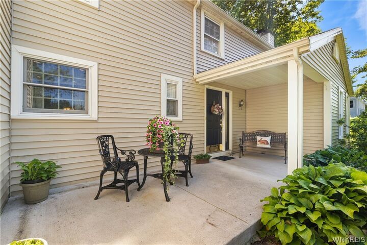Property Photo: 864 Ridge Road NY 14092