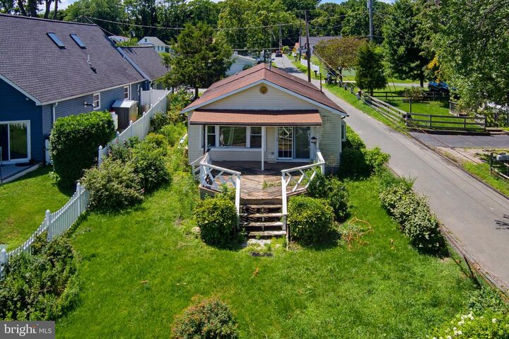 Property Photo: 1300 McNabbs Lane MD 21122