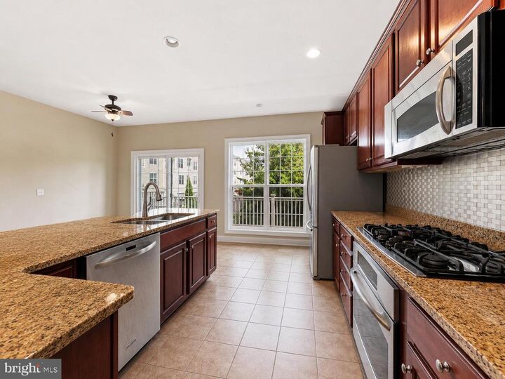 Property Photo:  2190 Oberlin Drive  VA 22191 