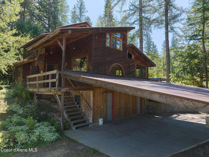 Property Photo:  932 Green Pasture Rd  ID 83847 