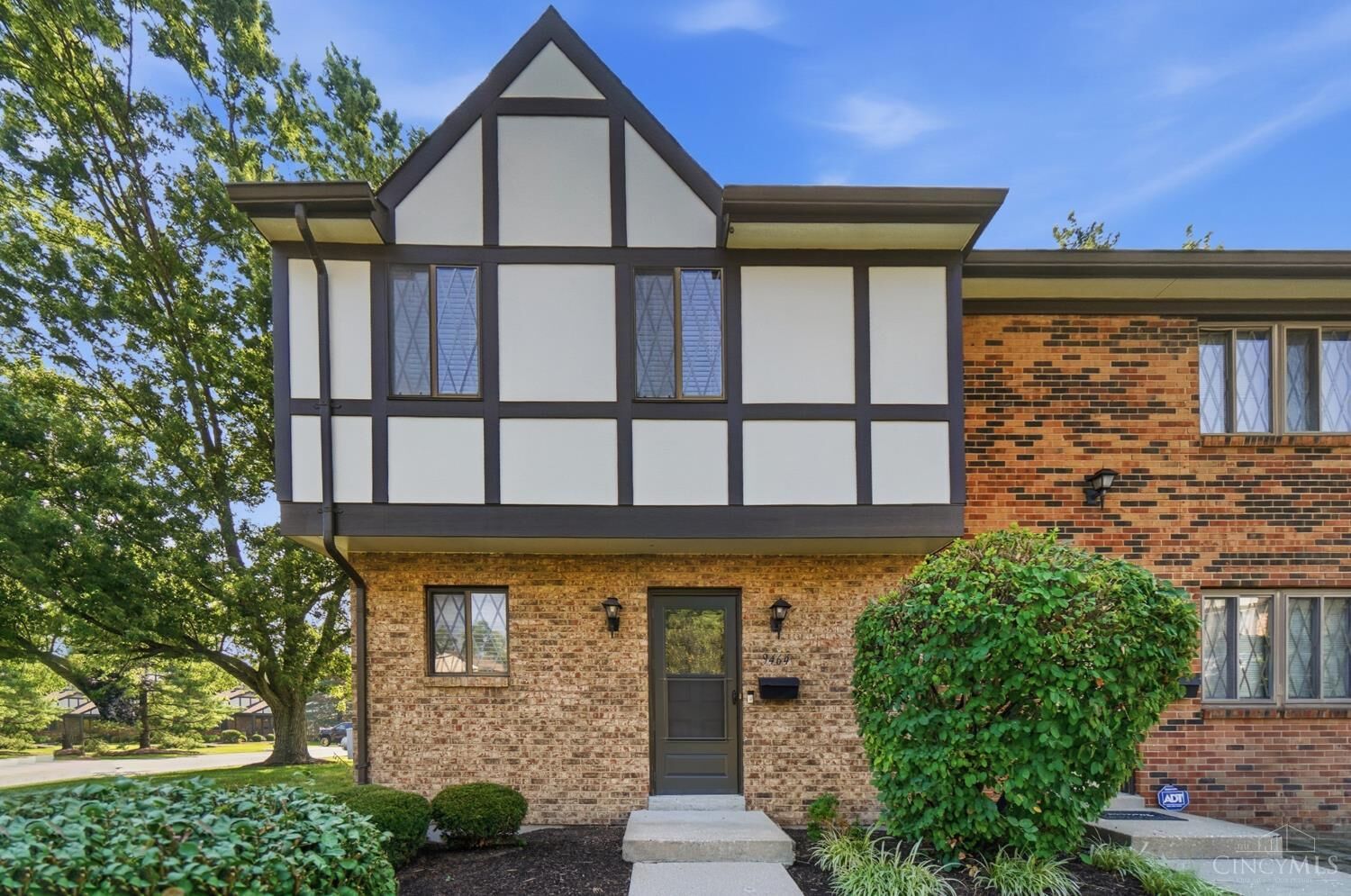 Property Photo:  9464 Haddington Court  OH 45251 