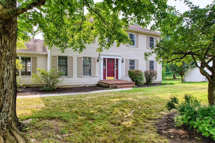 Property Photo:  670 Carriage Court  OH 43055 