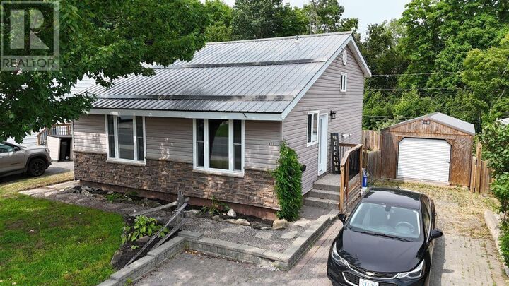 Property Photo: 177 Axmith Ave ON P5A 1B9