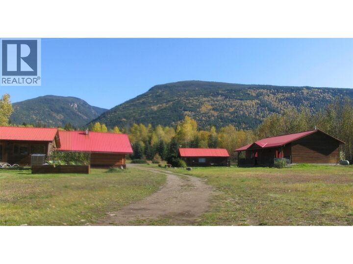5177 Clearwater Valley Road — photo 1