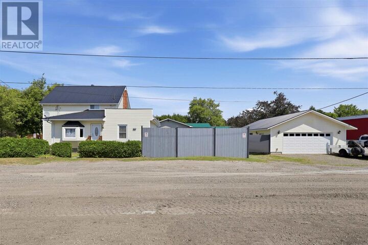 Property Photo:  219 Main St  ON P0R 1L0 