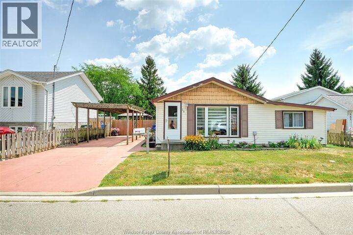 Property Photo: 291 Murray ON N9V 1K2