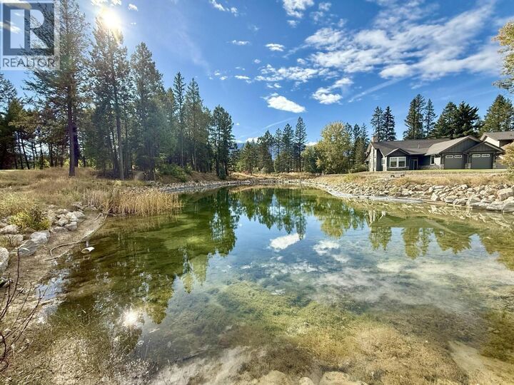 Property Photo:  1814 Foxwood Trail  BC V0B 2L2 