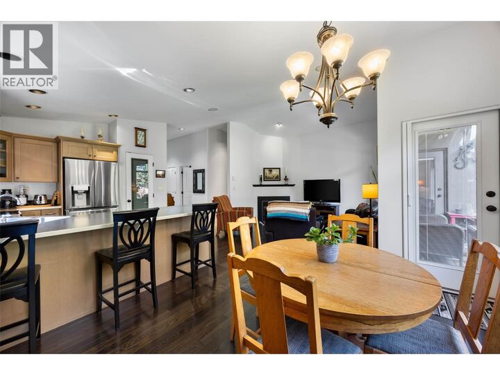 Property Photo: 757 Rosewood Crescent BC V2H 1S3