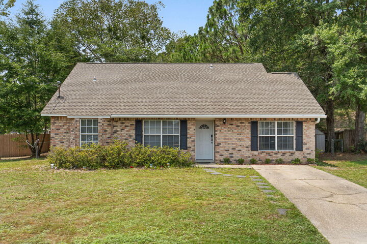 Property Photo:  127 Oak Terrace Drive  FL 32539 