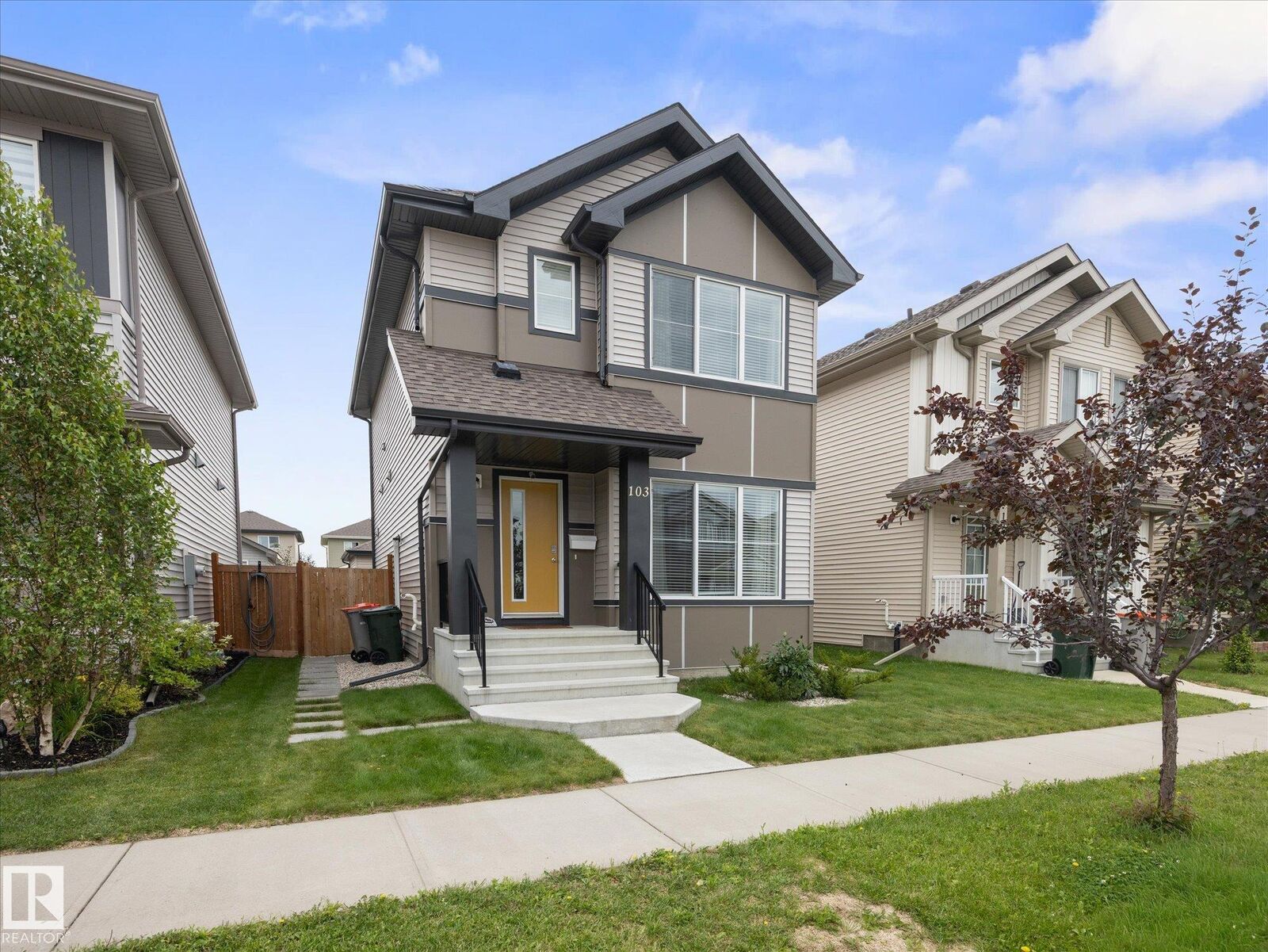 Property Photo:  103 South Creek Wynd  AB T7Z 0J9 