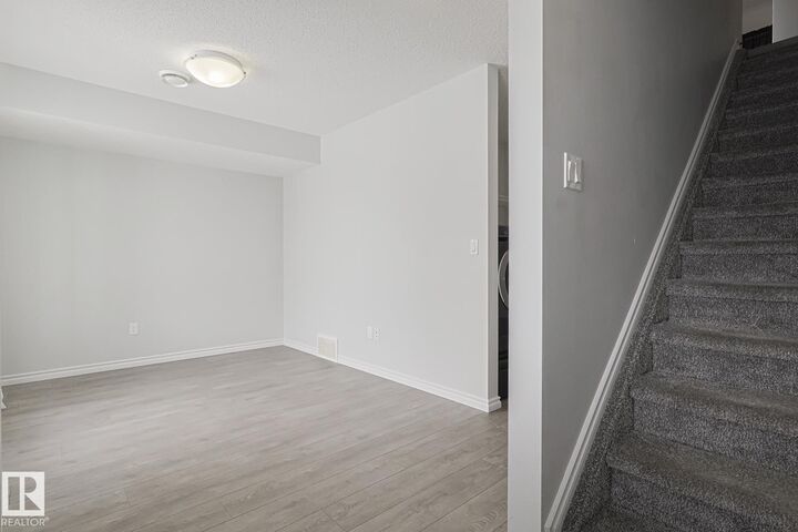 Property Photo: 20 Augustine Crescent 31 AB T8H 0Z8