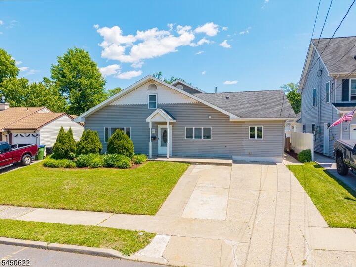 Property Photo: 24 Winthrop Rd NJ 08817