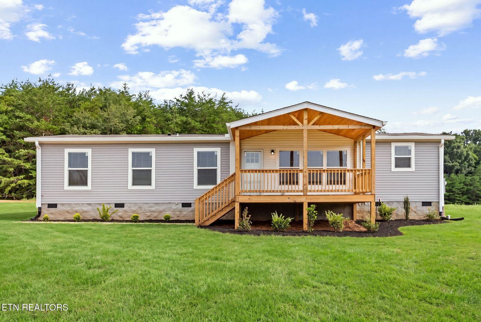 Property Photo:  361 County Road 784A  TN 37331 