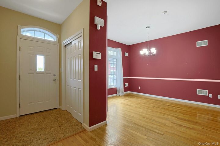Property Photo:  60 Alexander Court  NY 10954 