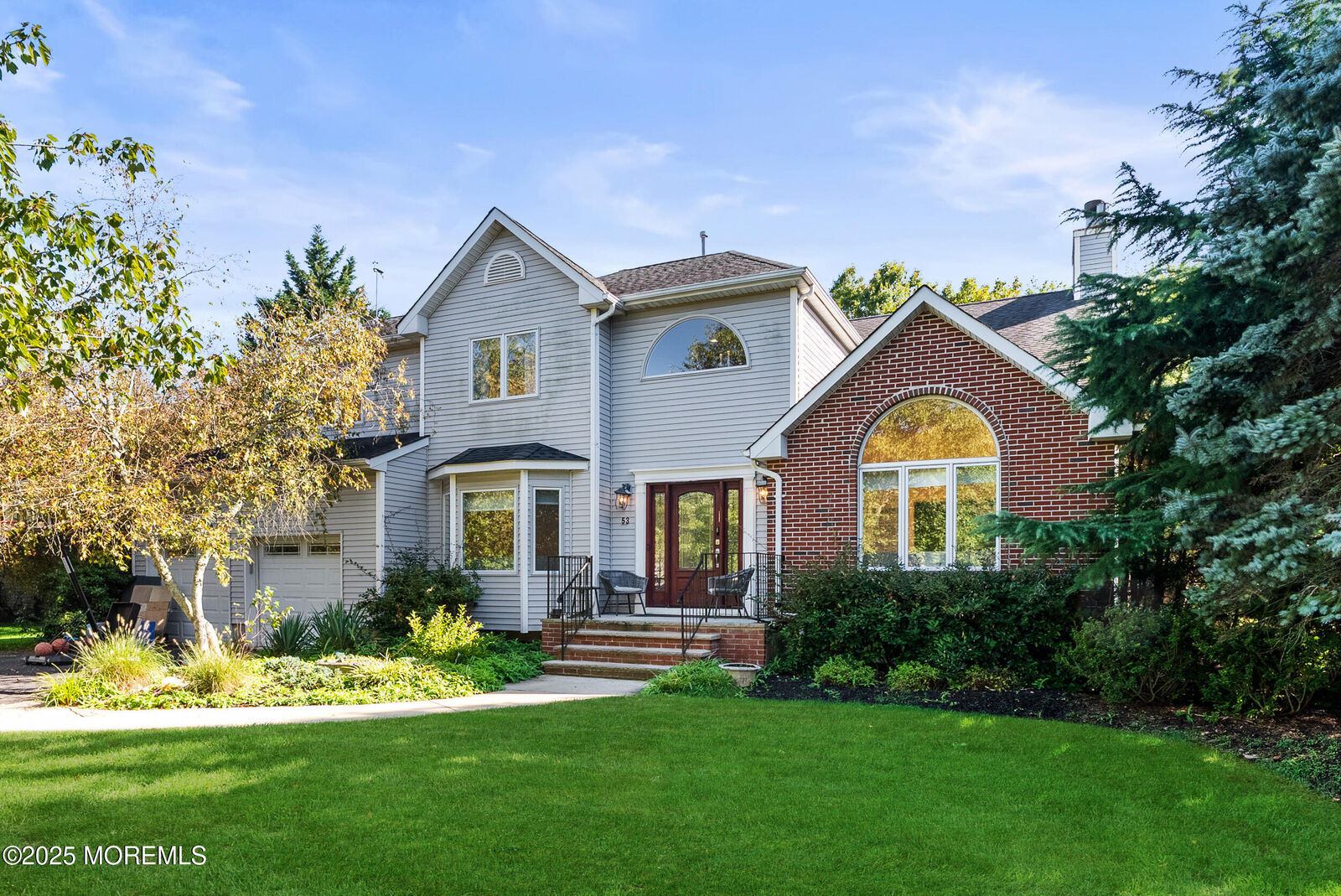 Property Photo:  53 Jamestown Road  NJ 07724 