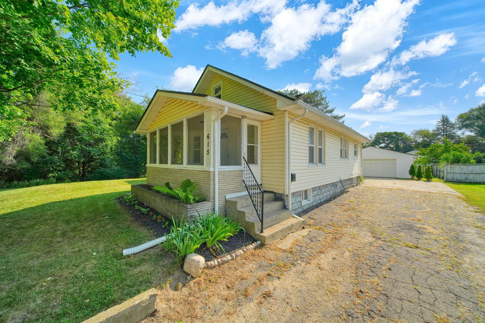 Property Photo:  615 N Pleasant Street  MI 49202 