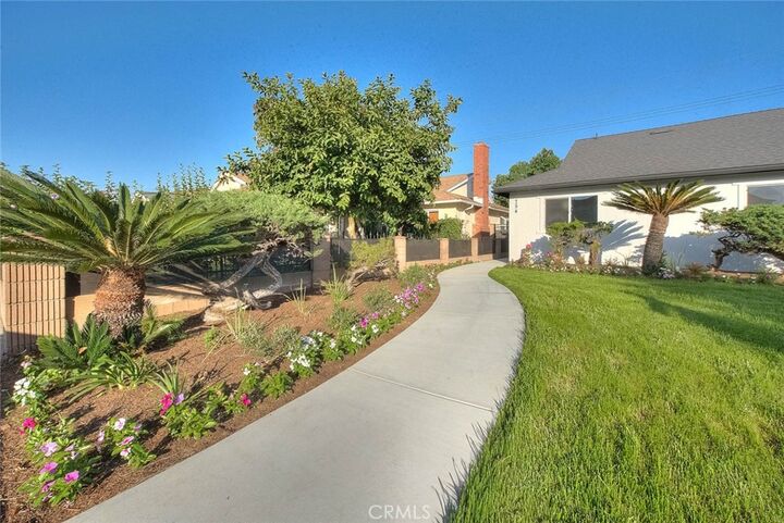 Property Photo:  752 -754 Rio Del Sol Avenue  CA 90640 