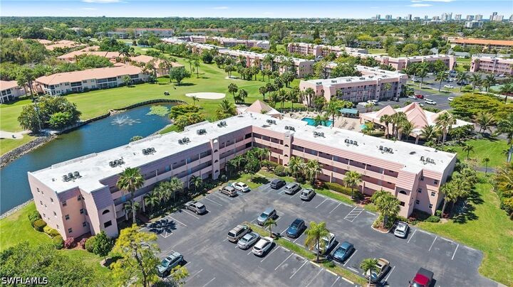Property Photo:  200 Forest Lakes Boulevard 109  FL 34105 
