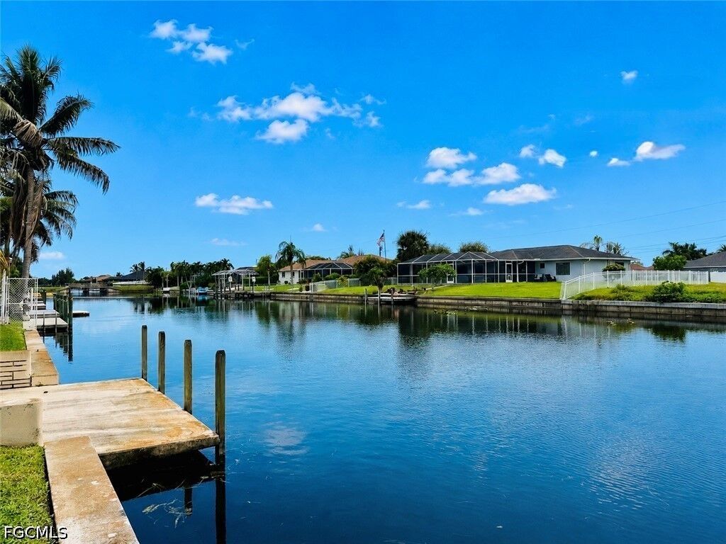 Property Photo: 2120 SW 5th Avenue FL 33991