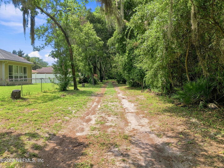 Property Photo: 1478 Gately Road FL 32225