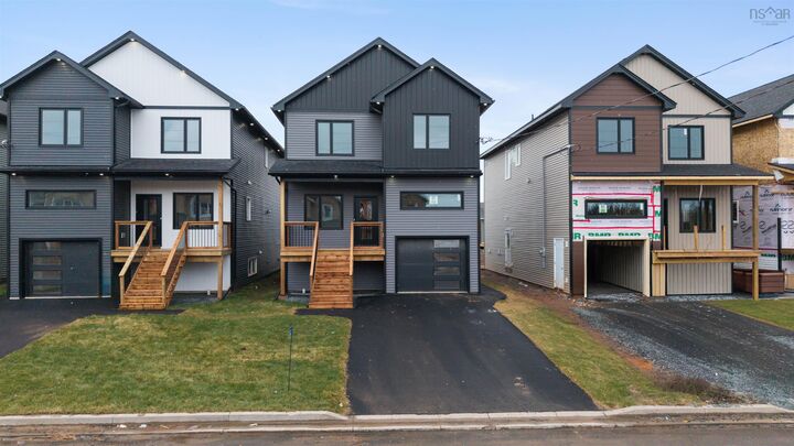 32 Brianna Drive — photo 1
