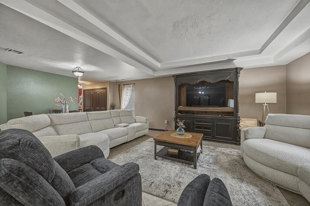 Property Photo: 19704 Harness Court OK 73012