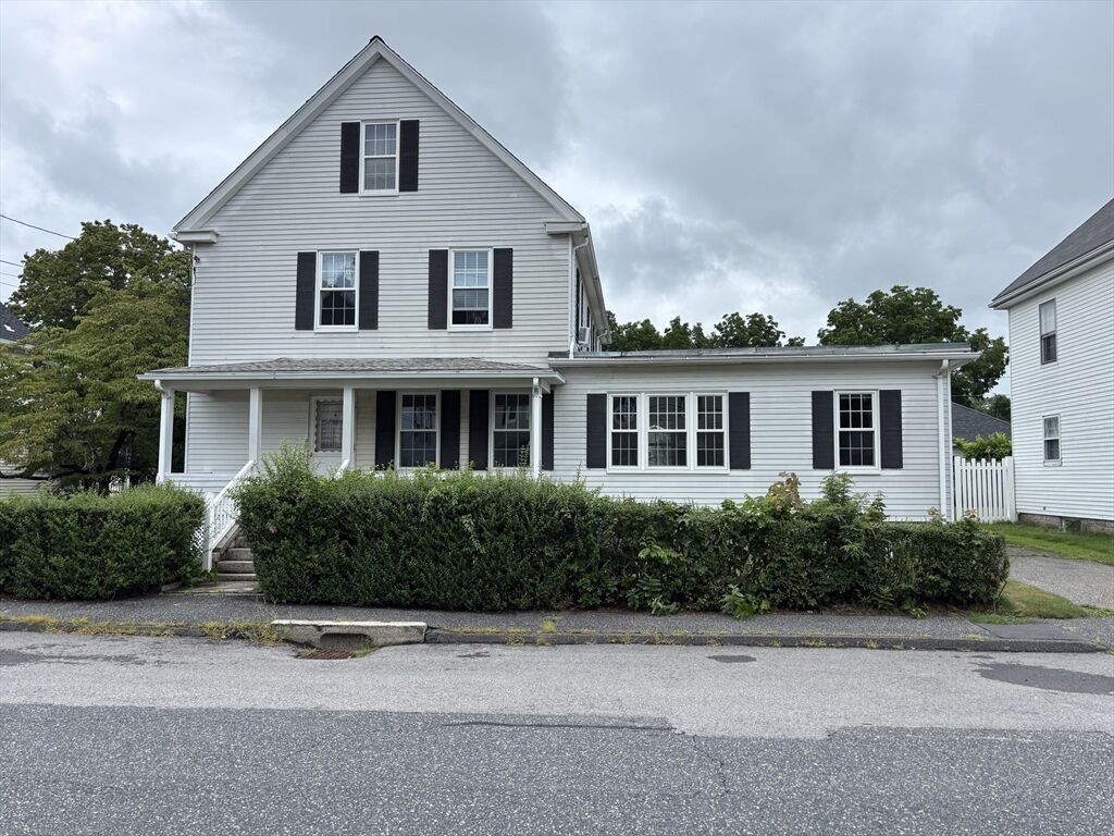 Property Photo:  9 Genoa Avenue 1  MA 01757 