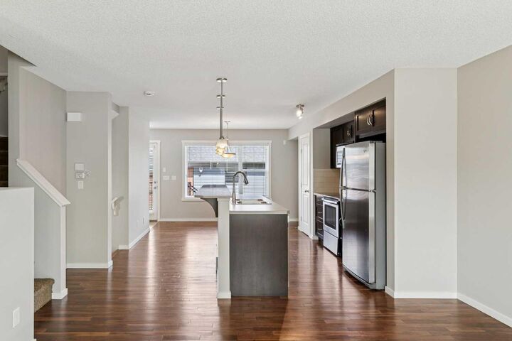 Property Photo:  28 Walden Drive SE  AB T2X 0S6 
